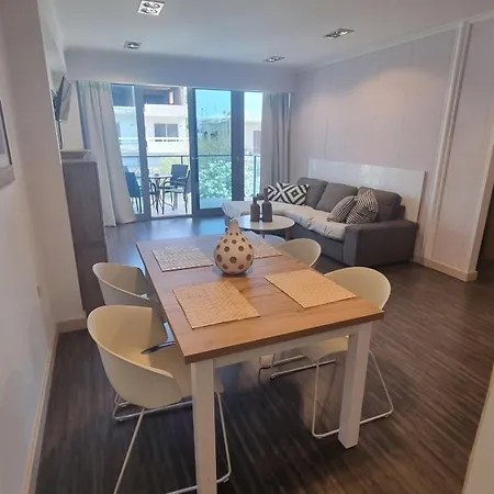 Cosy Near The Old Town And Harbour